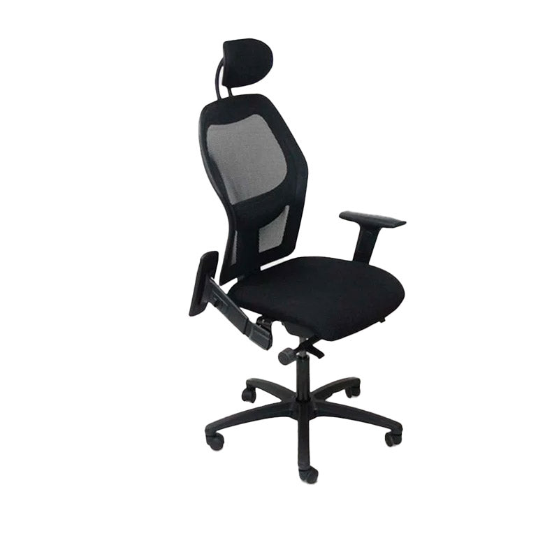 <tc>Ahrend</tc>: Chaise de travail de type 160 avec appui-tête et accoudoirs rabattables - Remis à neuf