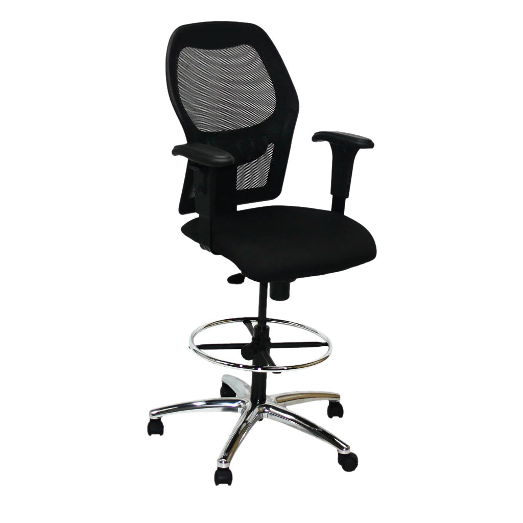 <tc>Ahrend</tc>: Chaise de dessinateur type 160 en tissu noir - Piètement en aluminium - Reconditionnée