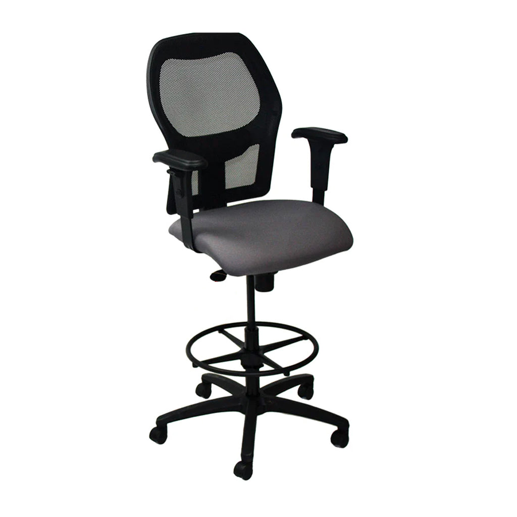 <tc>Ahrend</tc>: Chaise de dessinateur type 160 en tissu gris - Base noire - Reconditionnée