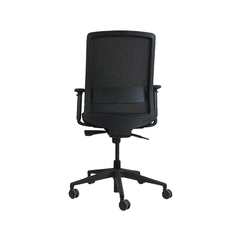 <tc>Bestuhl</tc>: Chaise de travail S30 en tissu noir - Reconditionnée