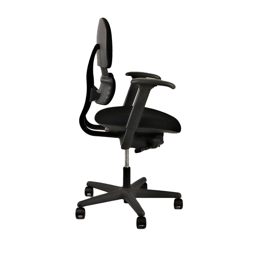 <tc>KI</tc>: <tc>Impulse</tc> Chaise de bureau en tissu noir - Reconditionnée
