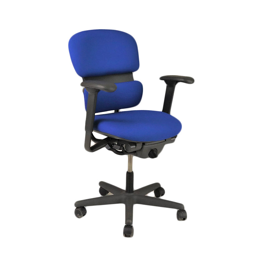 <tc>KI</tc>: <tc>Impulse</tc> Chaise de bureau en tissu bleu - Reconditionnée