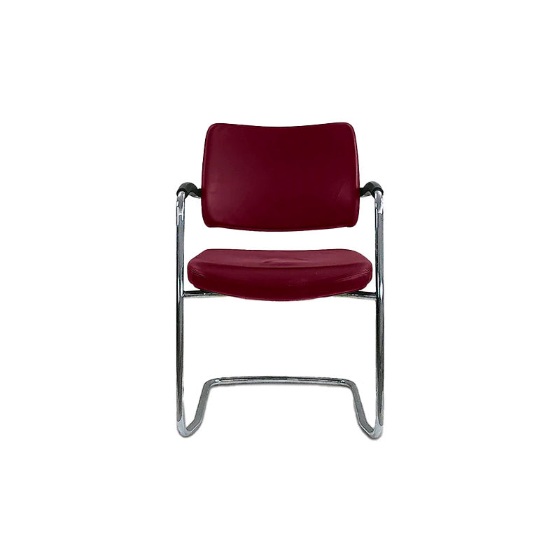 <tc>Boss Design</tc>: Chaise de réunion cantilever Pro en cuir bordeaux - Reconditionnée