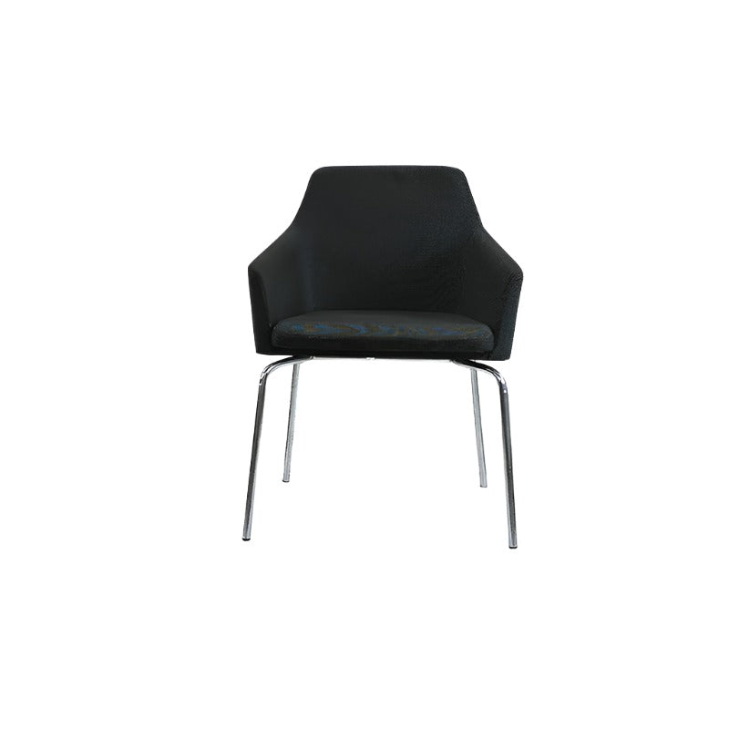 <tc>Boss Design</tc>: Chaise à dossier haut Toto - Reconditionnée