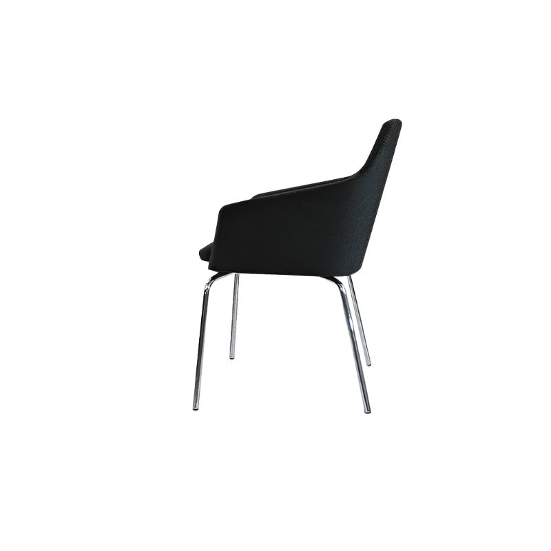 <tc>Boss Design</tc>: Chaise à dossier haut Toto - Reconditionnée