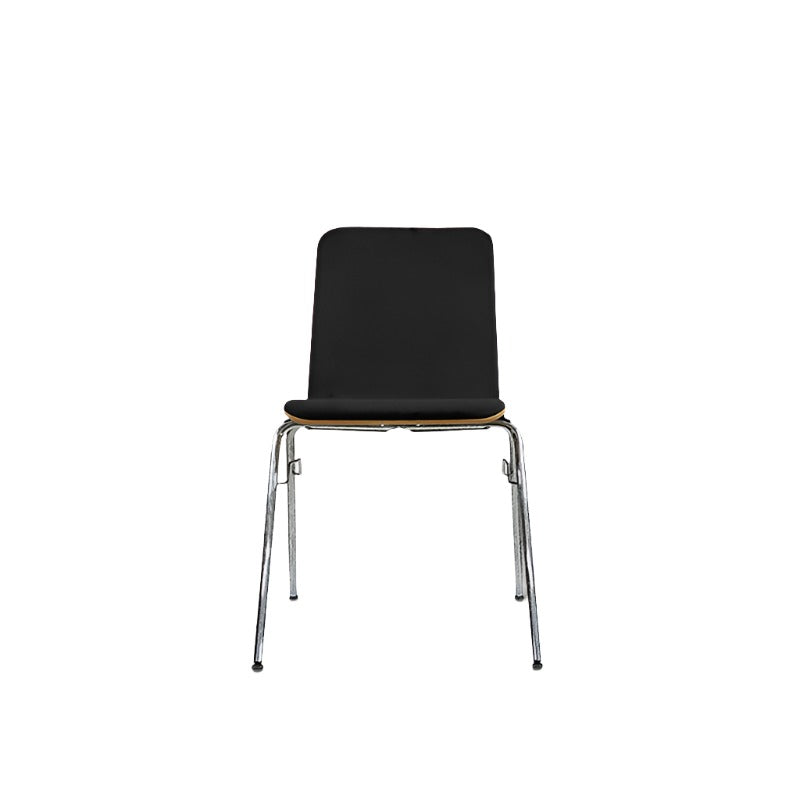 <tc>Dietker</tc>: Chaise de réunion empilable - Rénovée