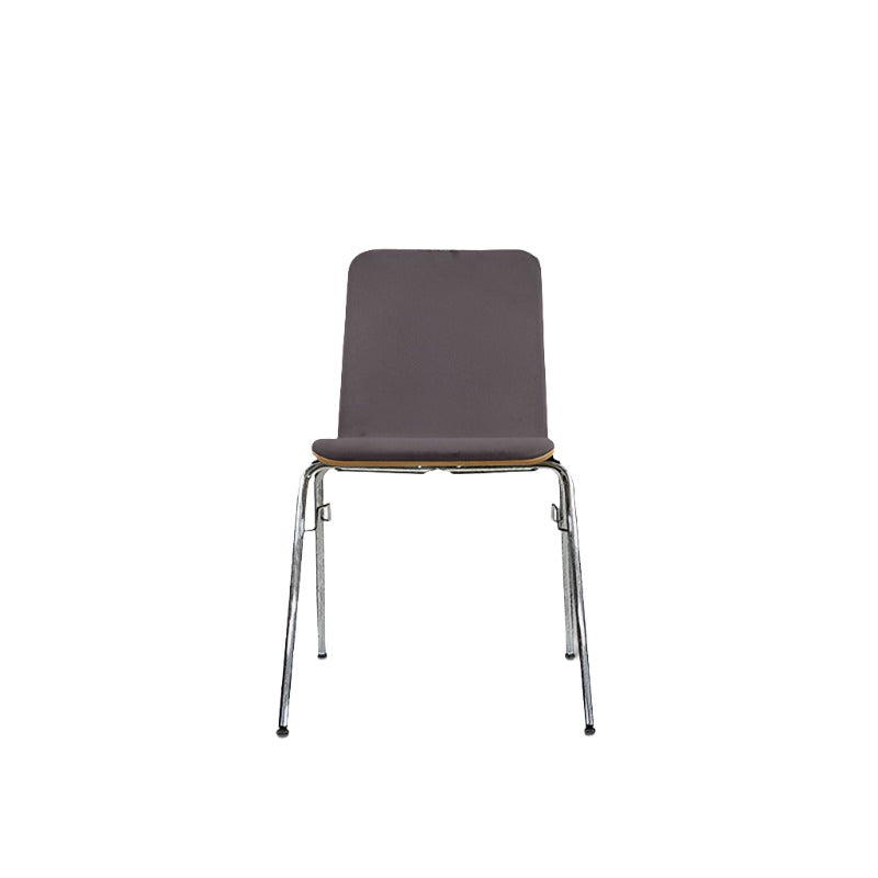 <tc>Dietker</tc>: Chaise de réunion empilable - Rénovée