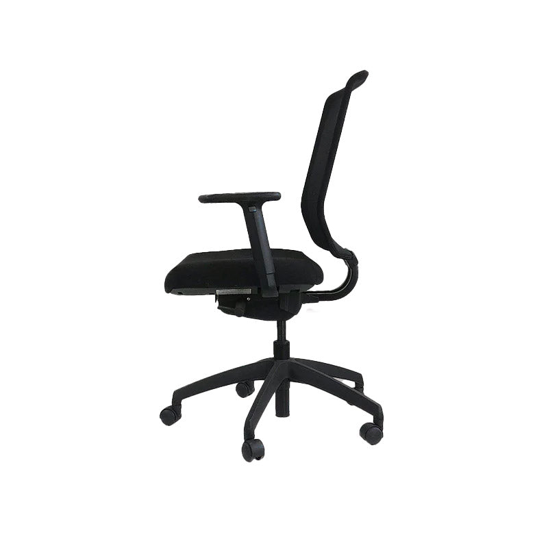 <tc>Connection</tc>: : Chaise de travail MY en tissu noir - Reconditionnée
