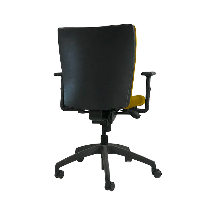 <tc>Connection</tc>: Chaise de travail d'équipe en tissu jaune - Reconditionnée