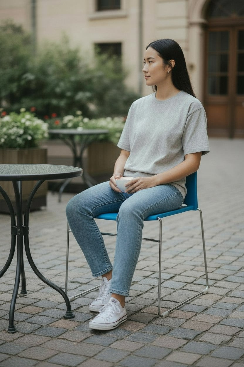 <tc>Connection</tc>: Chaise d'appoint bleue pour visiteurs - Reconditionnée