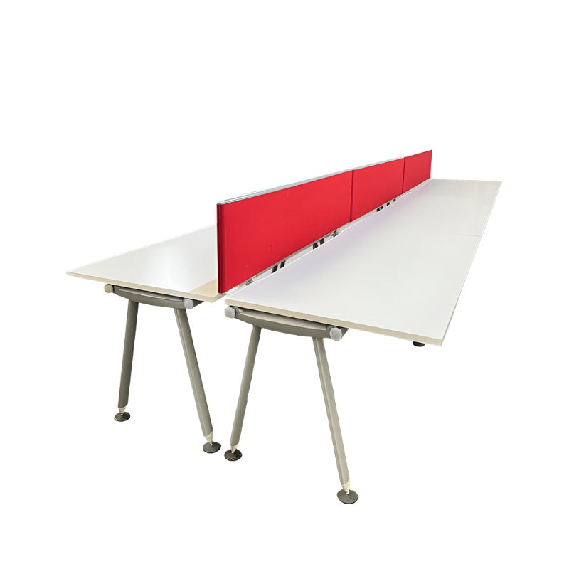 <tc>Herman Miller</tc>: <tc>Abak</tc> Ensemble de 6 bureaux à pieds ovales - Rénové