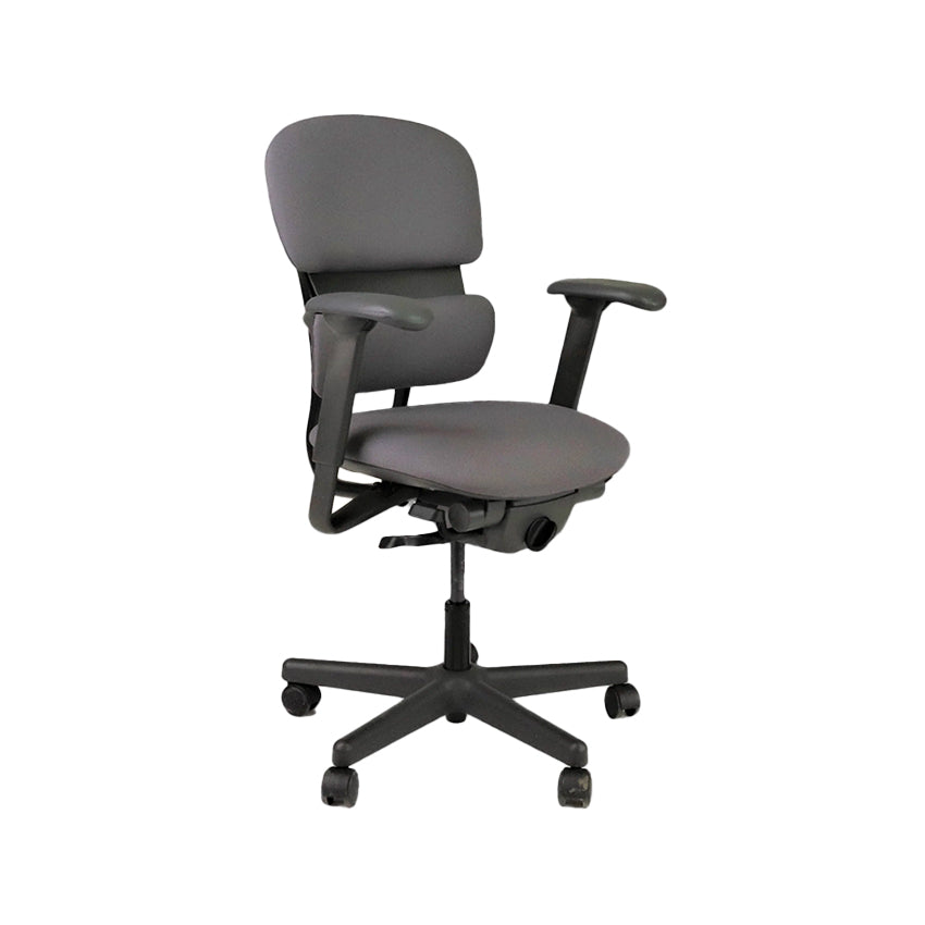 <tc>KI</tc>: <tc>Impulse</tc> Chaise de bureau en tissu gris - Reconditionnée