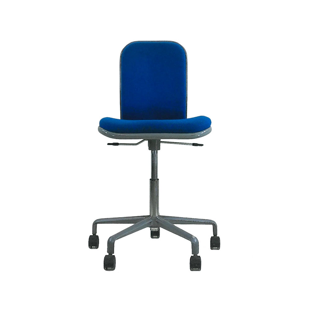 Hille: Chaire de tâche de Supporto - Remis à neuf