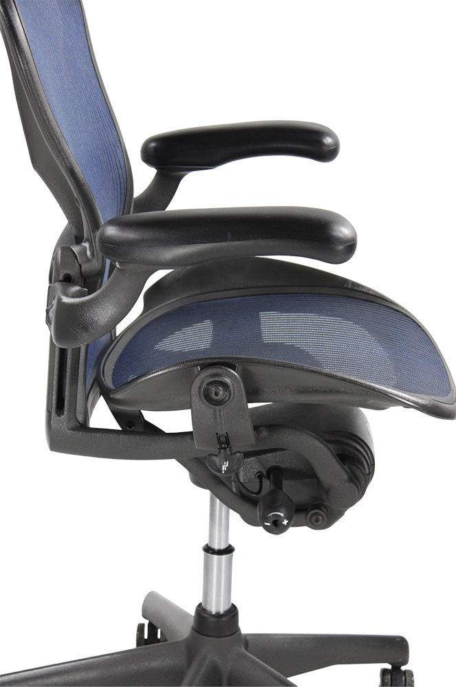 Herman Miller: Aeron Size A with Back Tilt Only in Dark Blue Mesh - Refurbished