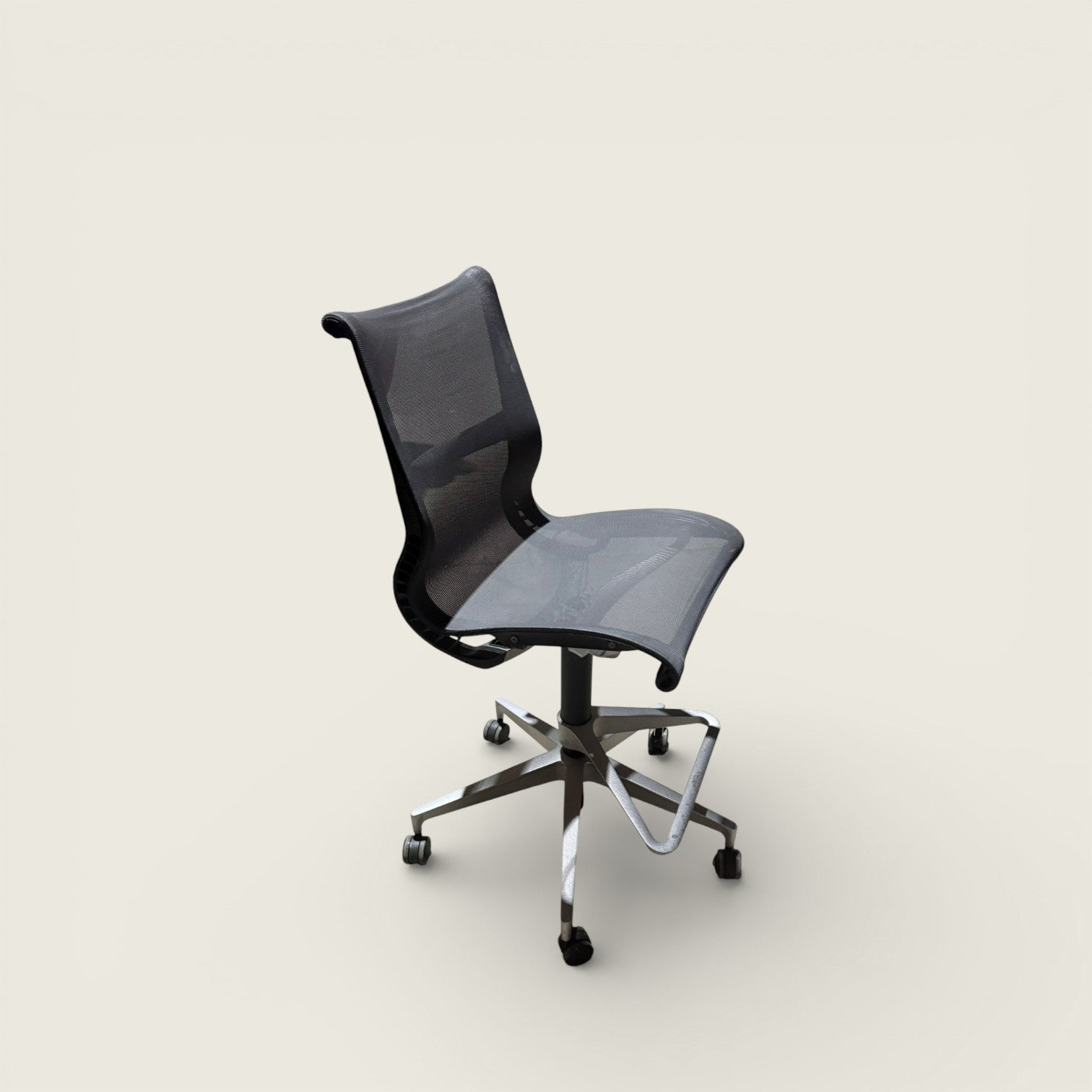 Herman Miller: Setu Draughtsman Chair (No Arms) - Refurbished