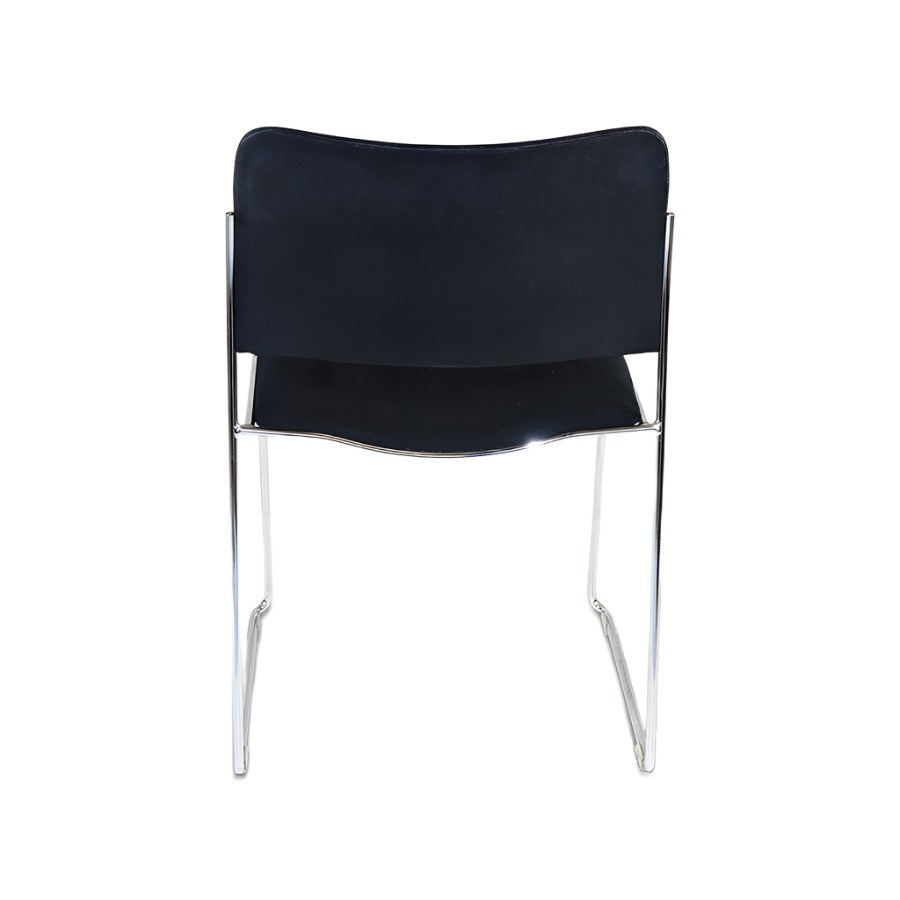 Howe: 40/4 chaise d'empilement - rénové