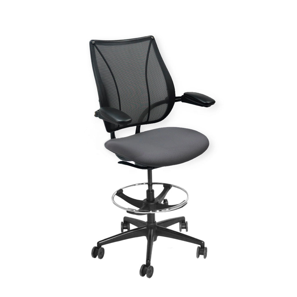 <tc>Humanscale</tc>: <tc>Liberty</tc> Chaise de dessinateur en tissu gris - Reconditionnée