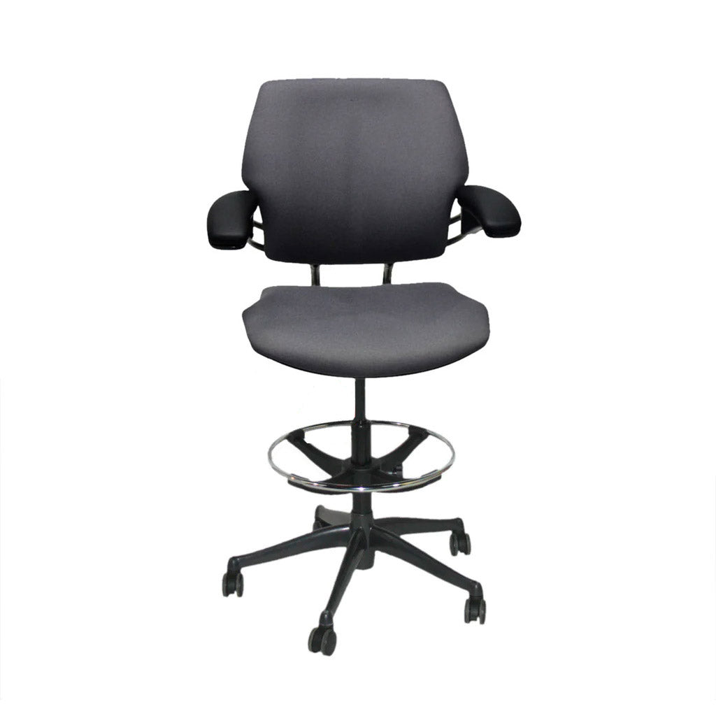 <tc>Humanscale</tc>: <tc>Freedom</tc> Chaise de dessinateur en tissu gris - Reconditionnée