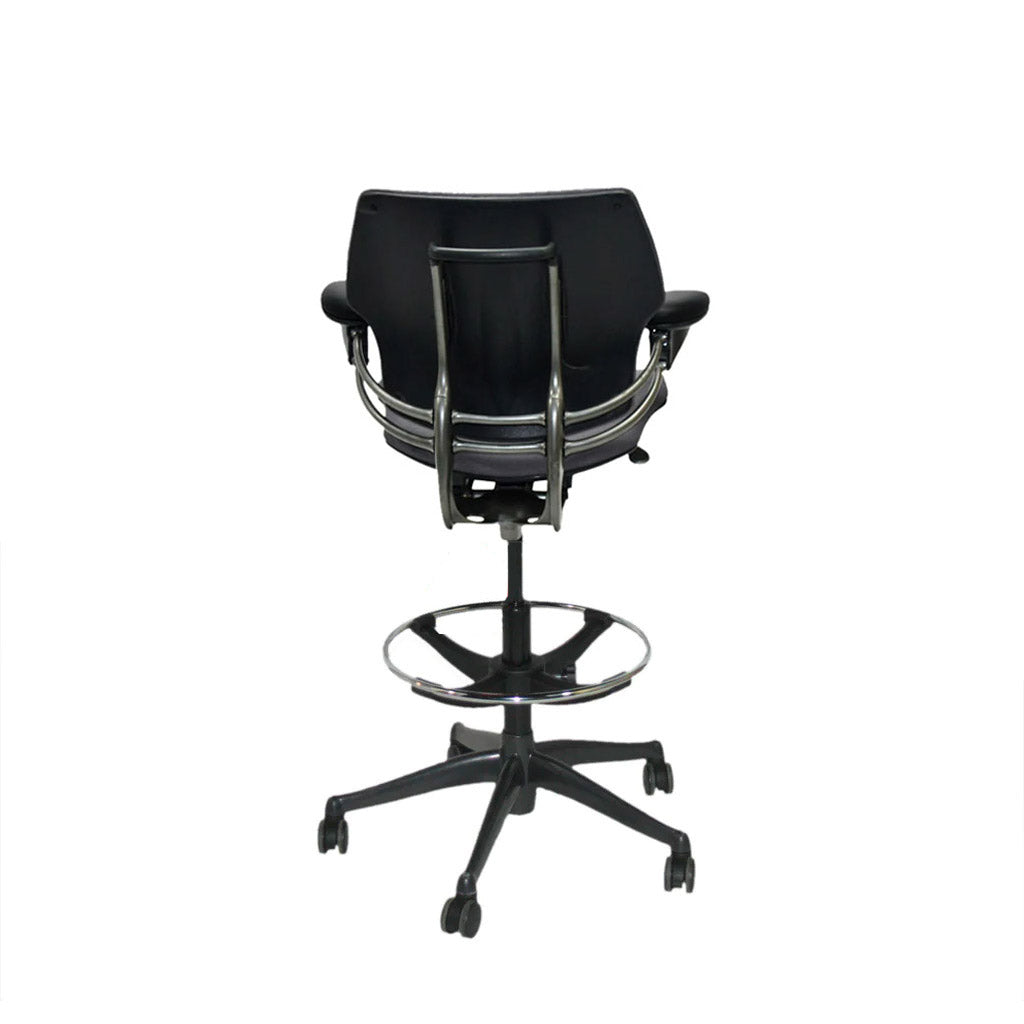 <tc>Humanscale</tc>: <tc>Freedom</tc> Chaise de dessinateur en tissu gris - Reconditionnée