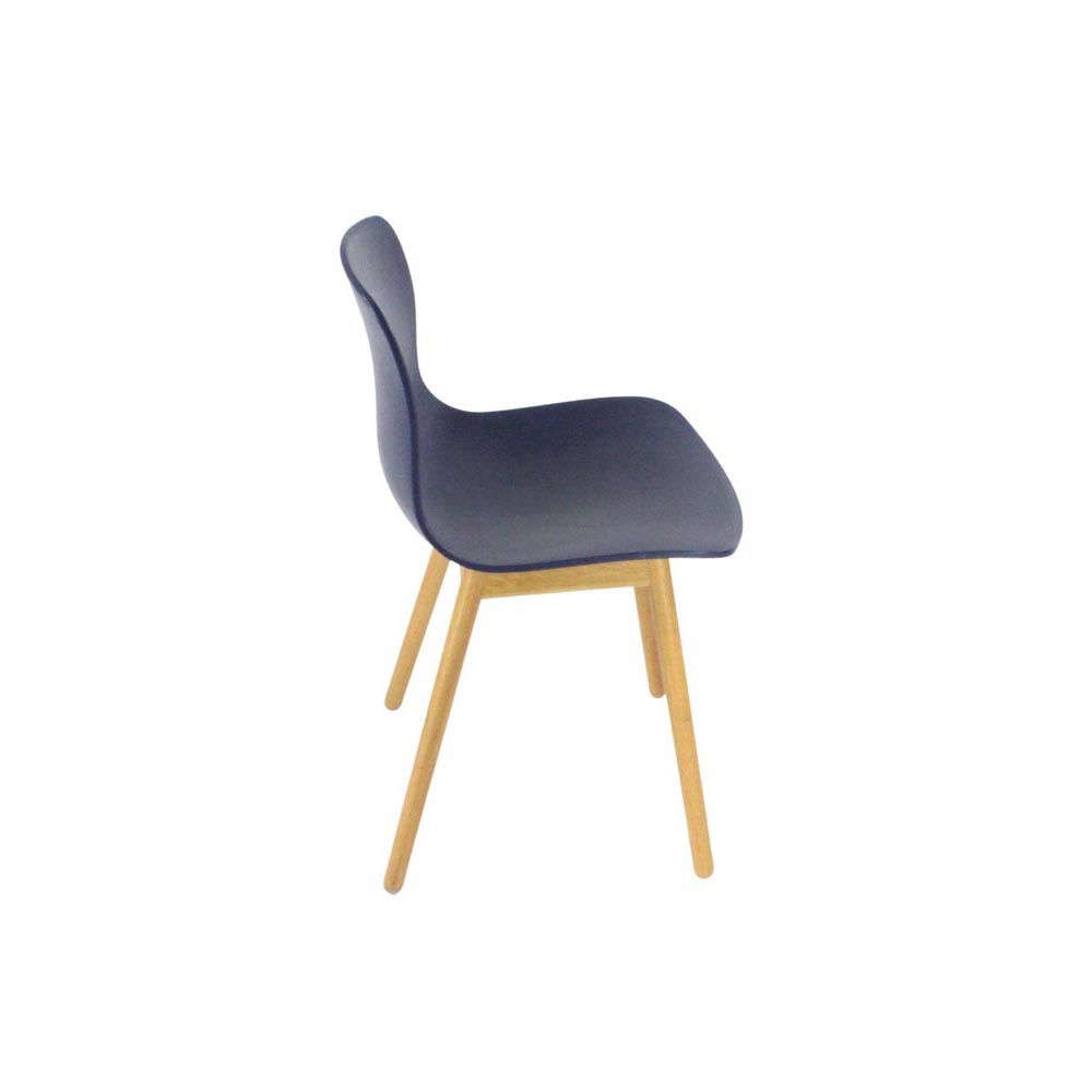 <tc>Hay</tc>: À propos d'une chaise AAC12 - Bleu - Reconditionnée