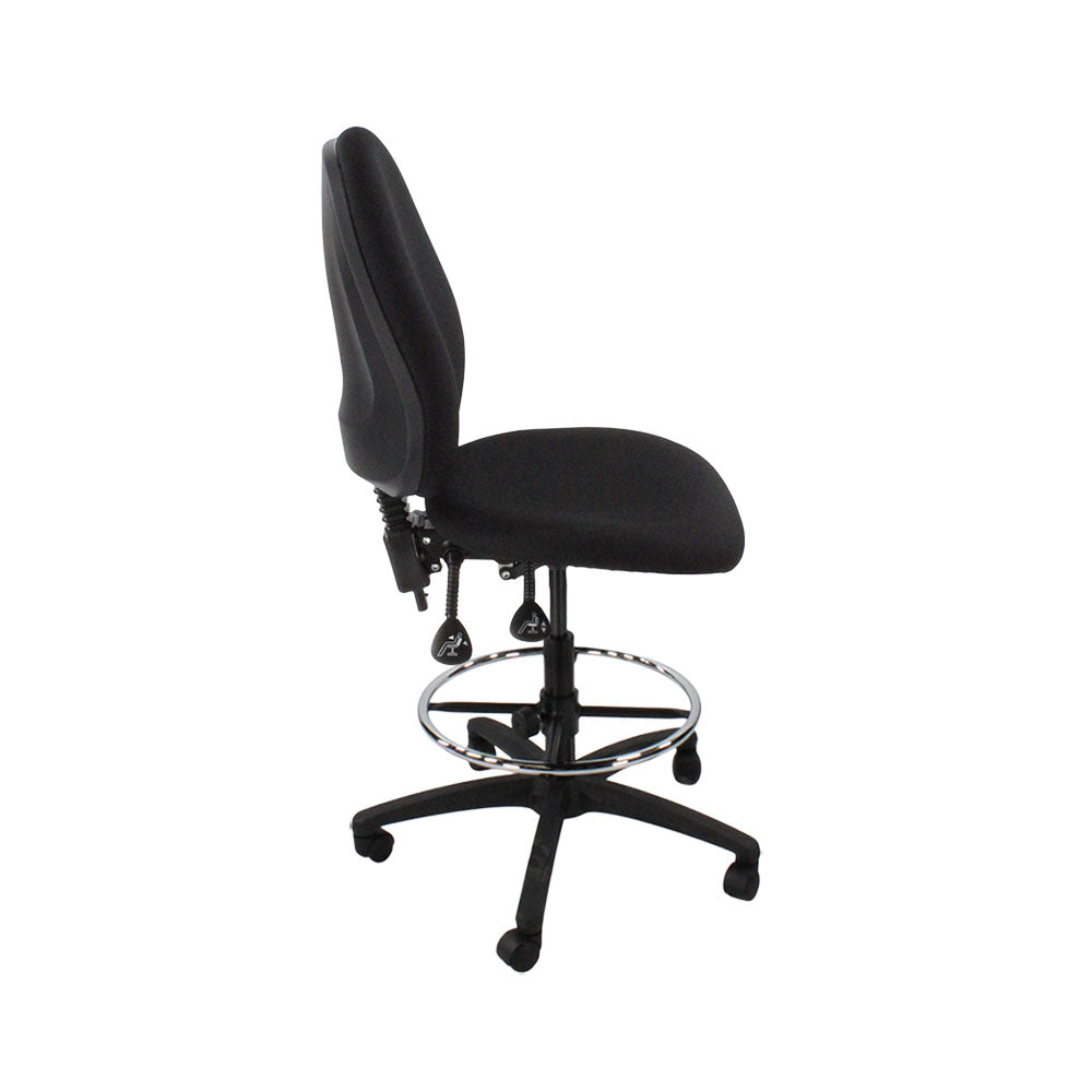 Saxe : <tc>Scoop</tc> Chaise haute de dessinateur sans accoudoirs en tissu noir - Reconditionnée
