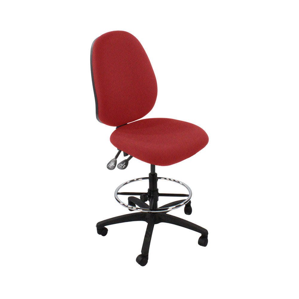 Saxe : <tc>Scoop</tc> Chaise haute de dessinateur sans accoudoirs en tissu rouge - Reconditionnée