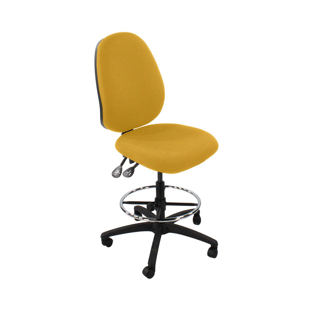 Saxe : <tc>Scoop</tc> Chaise haute de dessinateur sans accoudoirs en tissu jaune - Reconditionnée