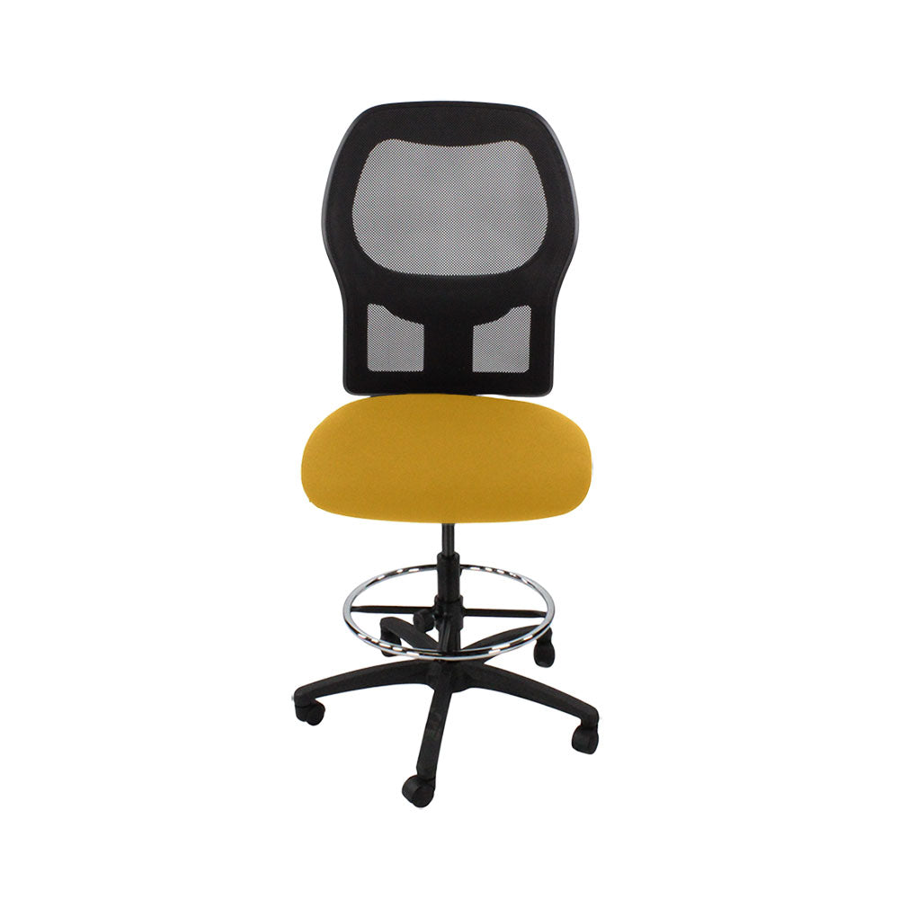 <tc>Ahrend</tc>: Chaise de dessinateur type 160 sans accoudoirs en tissu jaune - Base noire - Reconditionnée