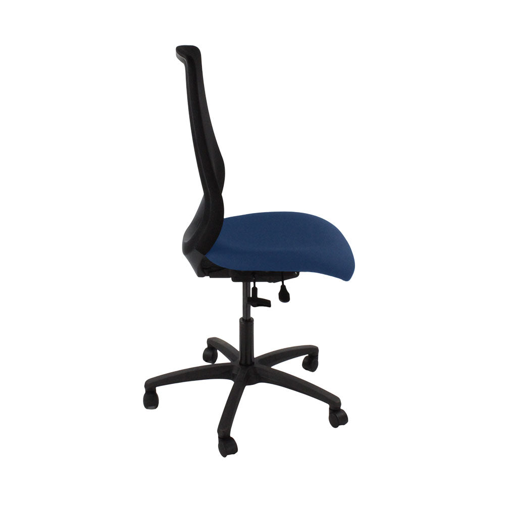 Saxe : <tc>Scudo</tc> Chaise de bureau avec assise en tissu bleu sans accoudoirs - Reconditionnée