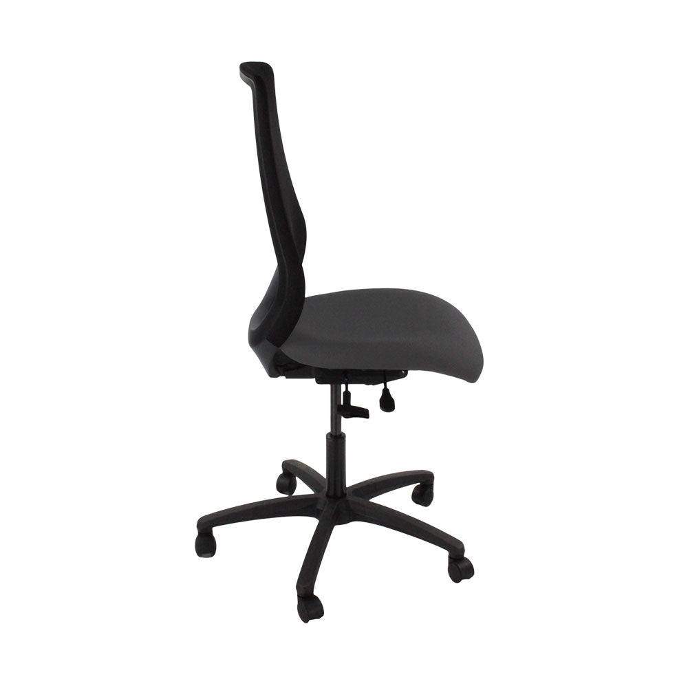 Saxen: Scudo Task Chair with Grey Fabric Seat Without Arms - Refurbished