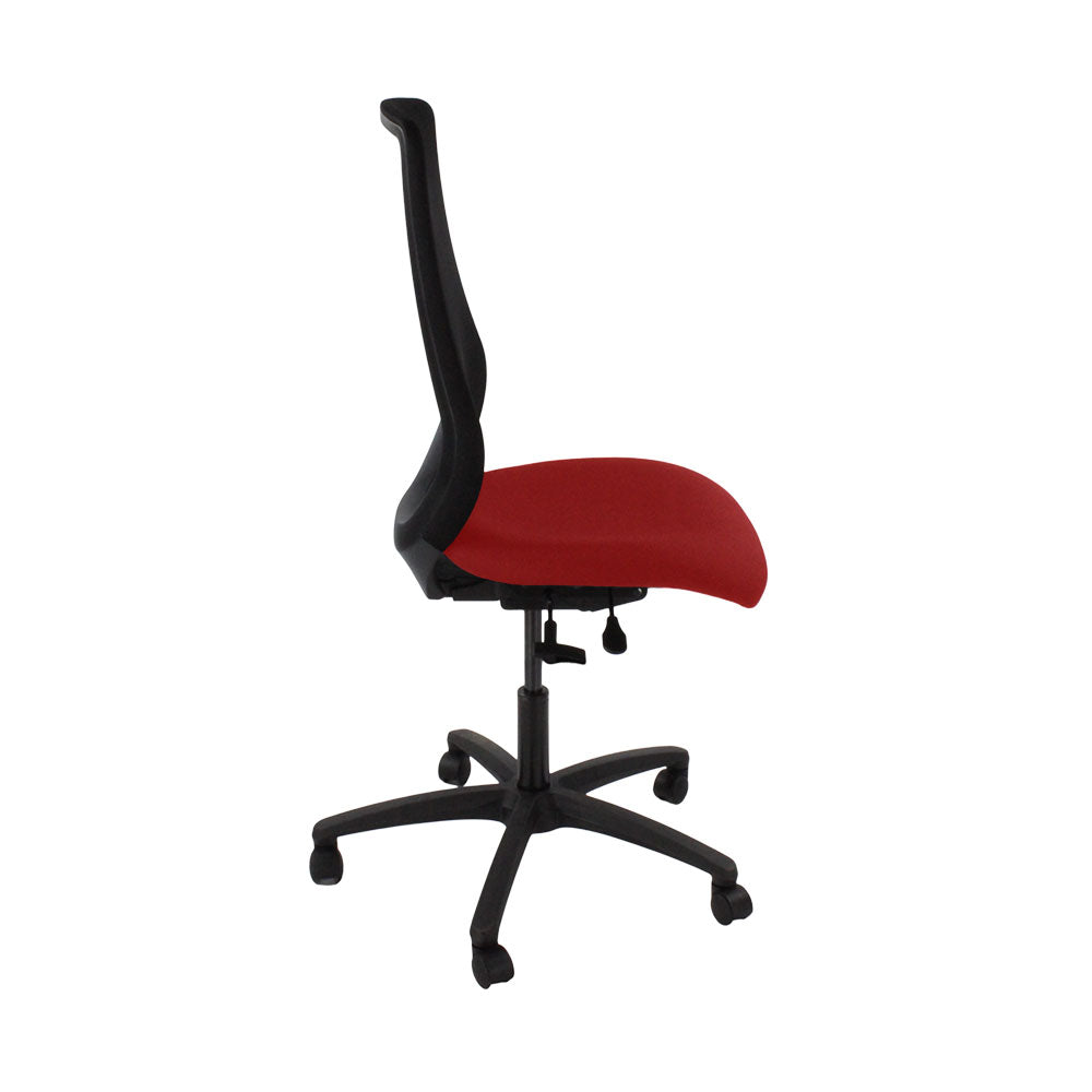 Saxe : <tc>Scudo</tc> Chaise de bureau avec assise en tissu rouge sans accoudoirs - Reconditionnée