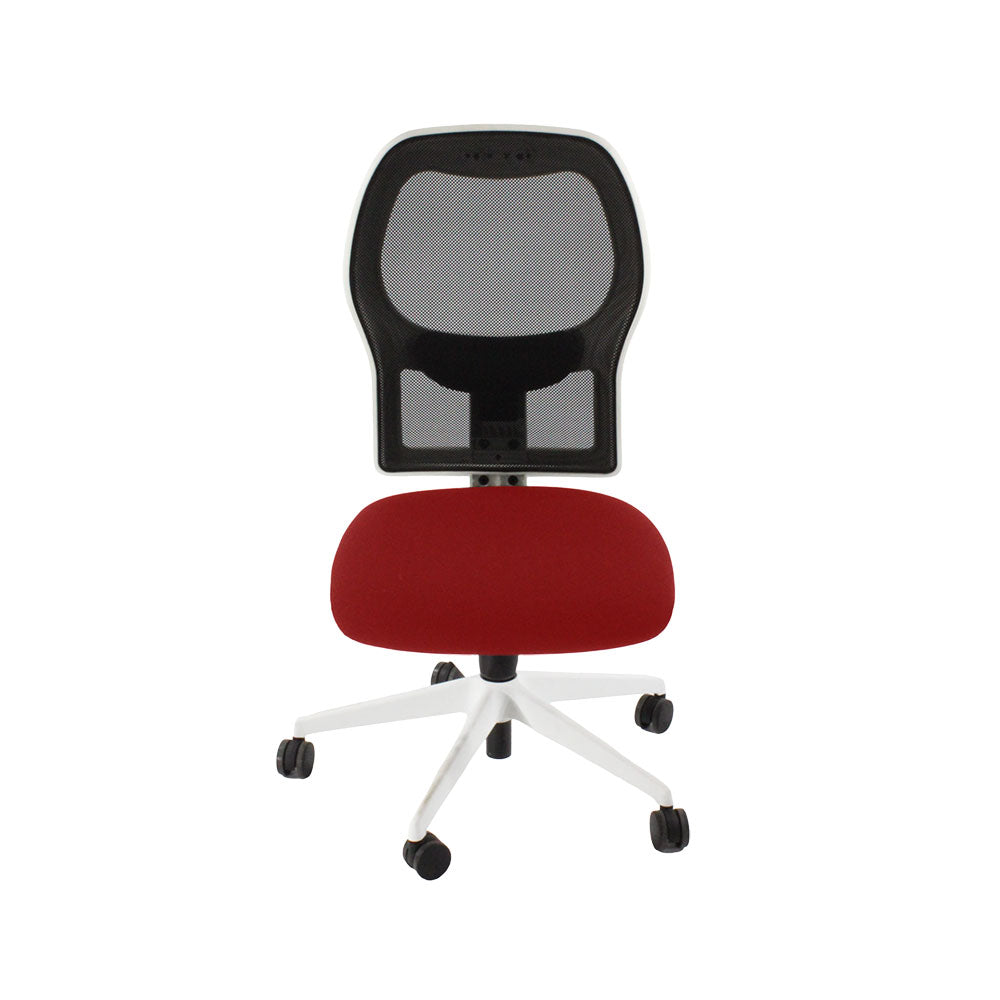 <tc>Ahrend</tc>: : Chaise de travail de type 160 en tissu rouge/cadre blanc sans accoudoirs - Reconditionnée