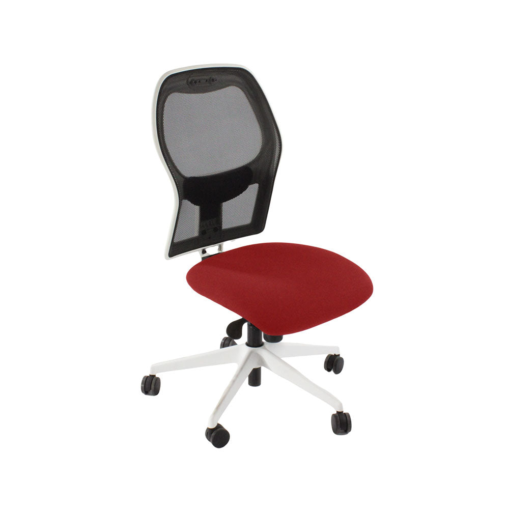<tc>Ahrend</tc>: : Chaise de travail de type 160 en tissu rouge/cadre blanc sans accoudoirs - Reconditionnée