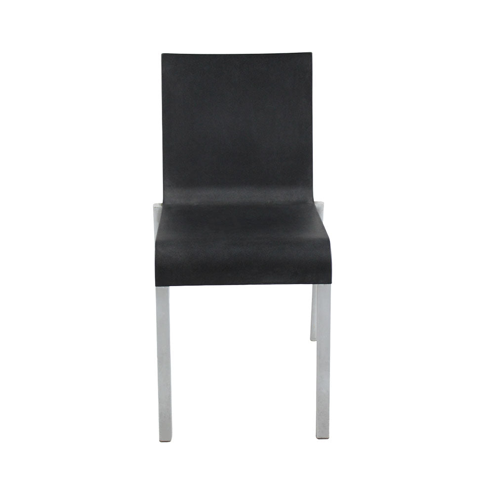 <tc>Vitra</tc>: .03 Chaise empilable noire - Reconditionnée