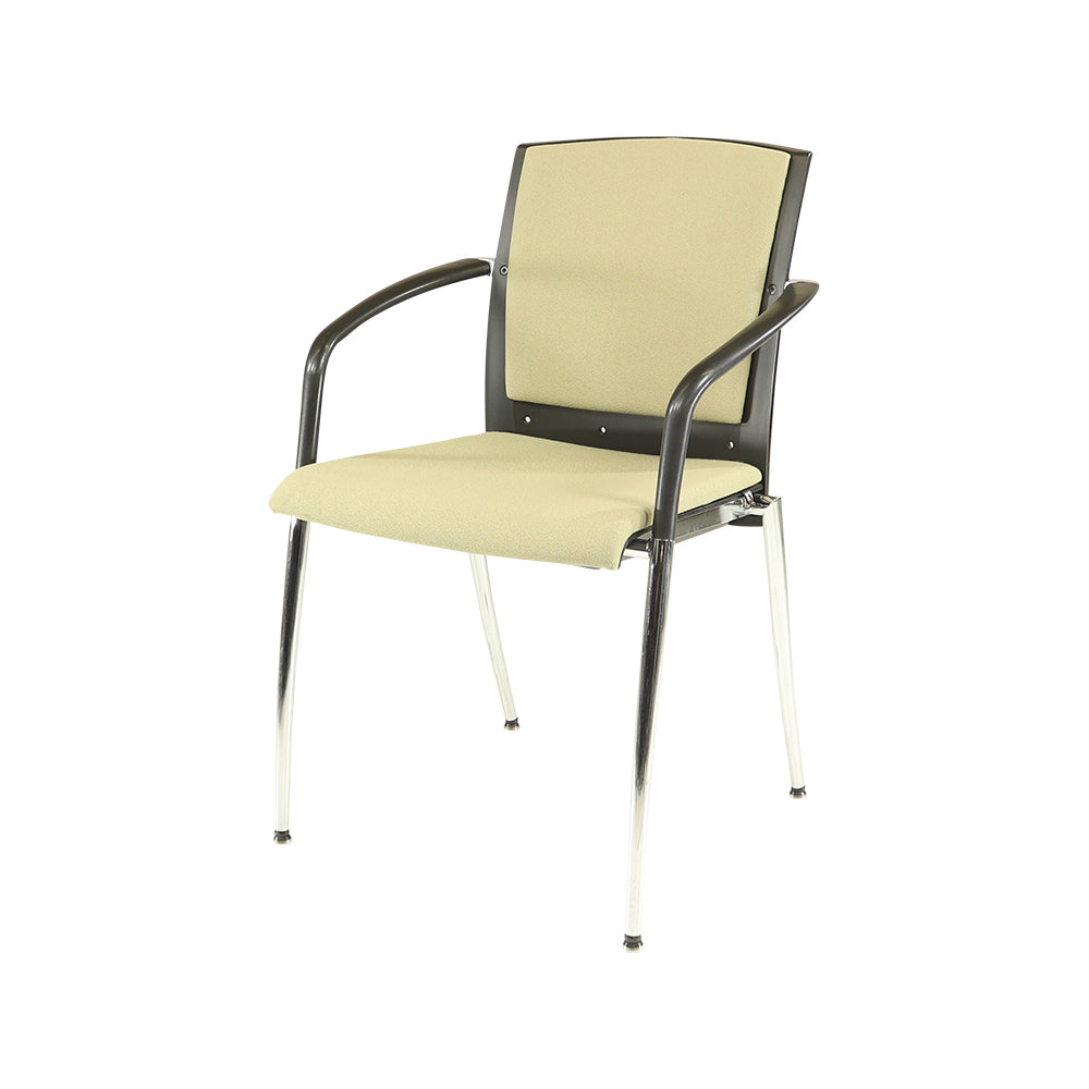 <tc>Konig + Neurath</tc>: Chaise visiteur - Rénovée