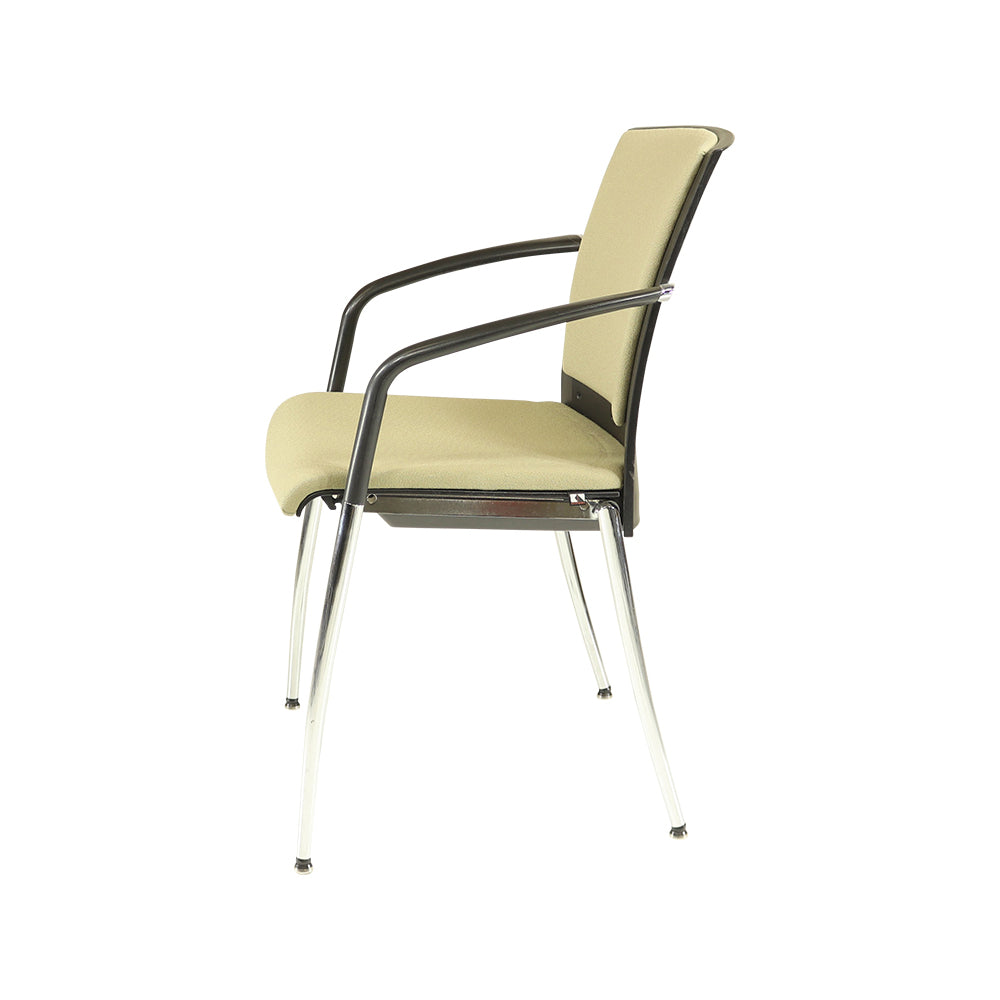 <tc>Konig + Neurath</tc>: Chaise visiteur - Rénovée