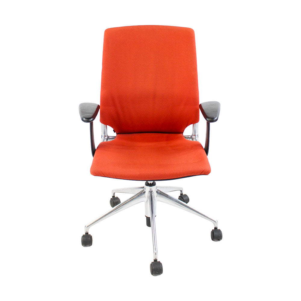 <tc>Vitra</tc>: Chaise de bureau Meda avec cadre en aluminium et tissu rouge - Reconditionnée
