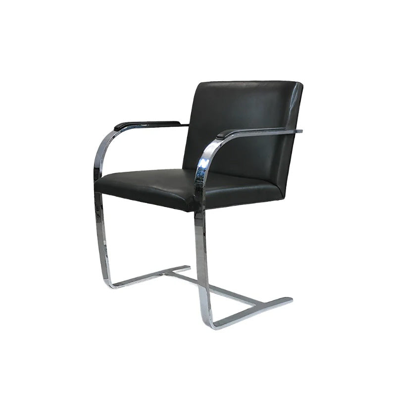 <tc>Knoll</tc>: Chaise de conférence Brno - Rénovée