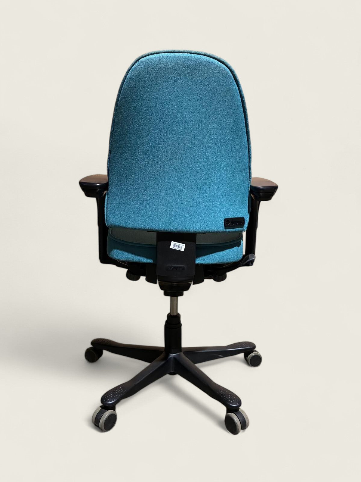 <tc>Kinnarps</tc>: Chaise de secrétariat - Rénovée
