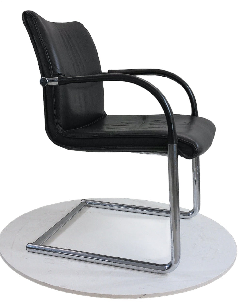 <tc>Kusch & Co</tc>: Chaise de réunion en cuir - Reconditionnée