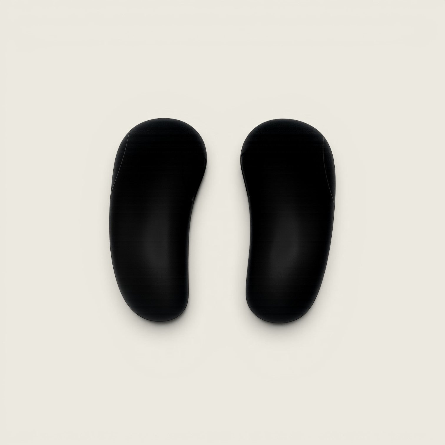 <tc>Herman Miller</tc>: <tc>Mirra</tc> 1 paire de capuchons de rechange noirs pour bras - Lot de 20 paires