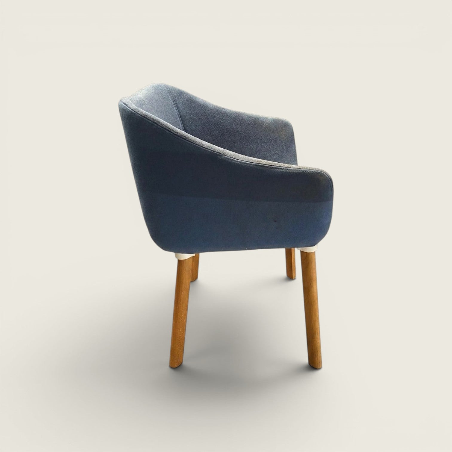 Modus: Visitors/Side Chair In Blue Fabric - Refurbished
