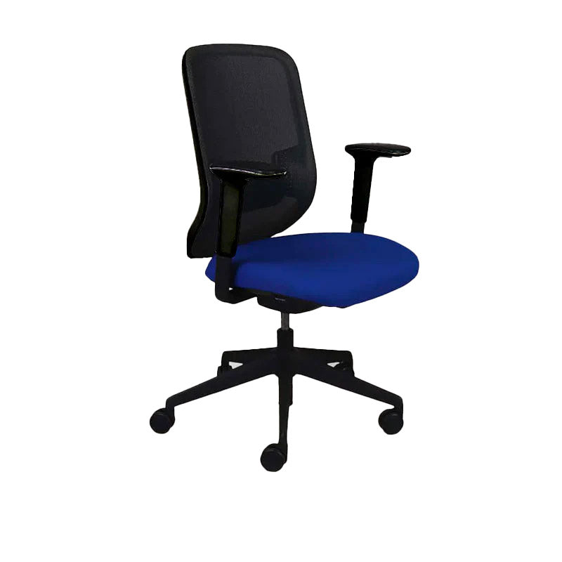 Orangebox: DO - Chaise de tâche en tissu bleu - rénové