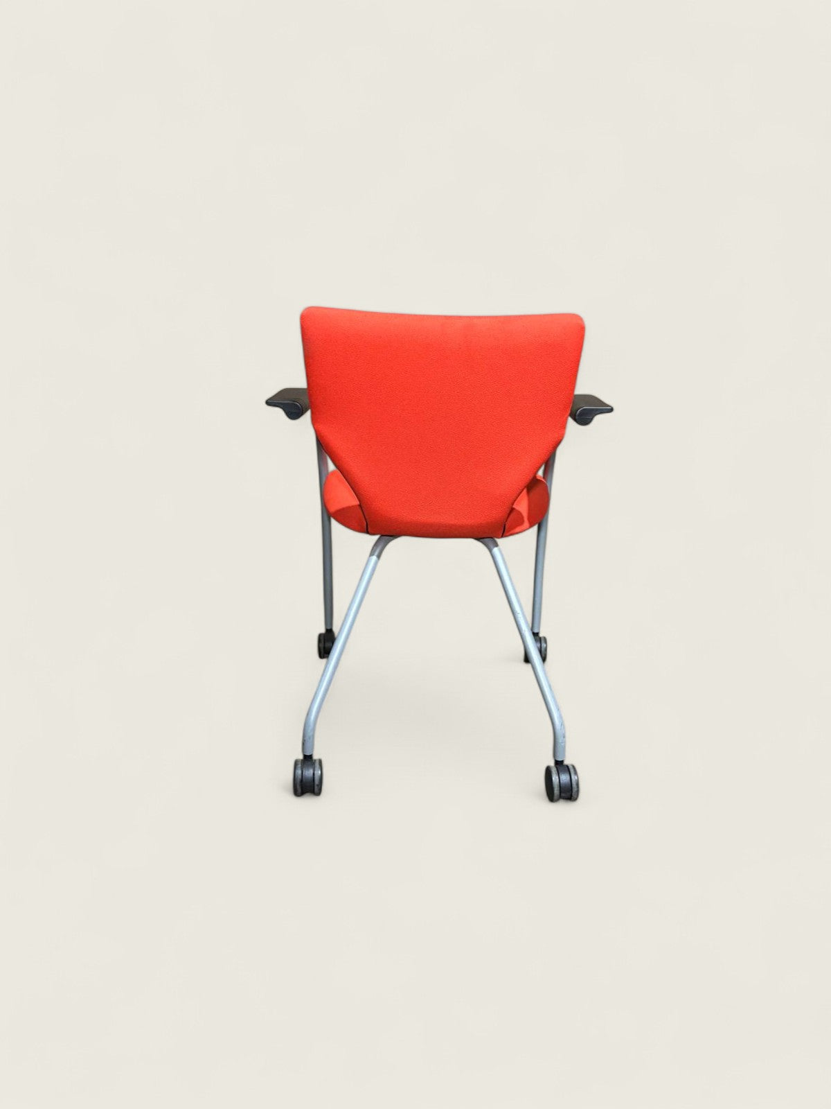 Orangebox : Chaise d'appoint visiteurs orange à roulettes - Reconditionné