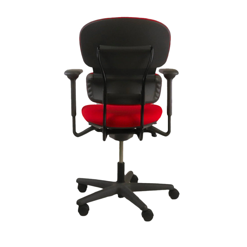 <tc>KI</tc>: <tc>Impulse</tc> Chaise de bureau en tissu rouge - Reconditionnée