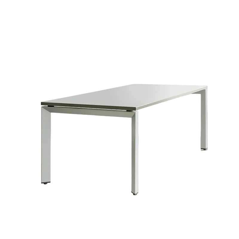 <tc>Steelcase</tc>: Bureau FrameOne - Remis à neuf