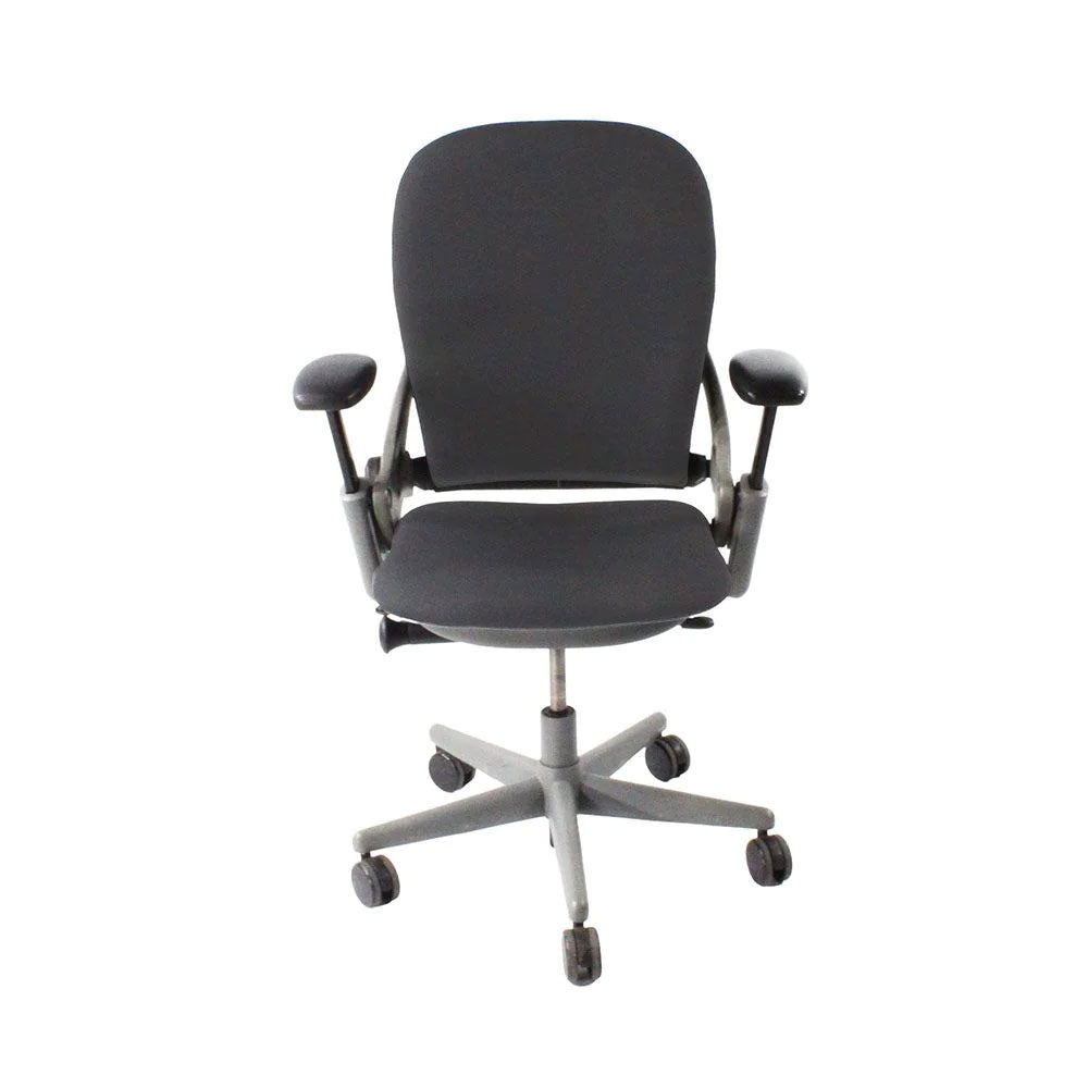 <tc>Steelcase</tc>: <tc>Leap V1</tc> Chaise de bureau - Structure grise/Tissu gris - Reconditionnée