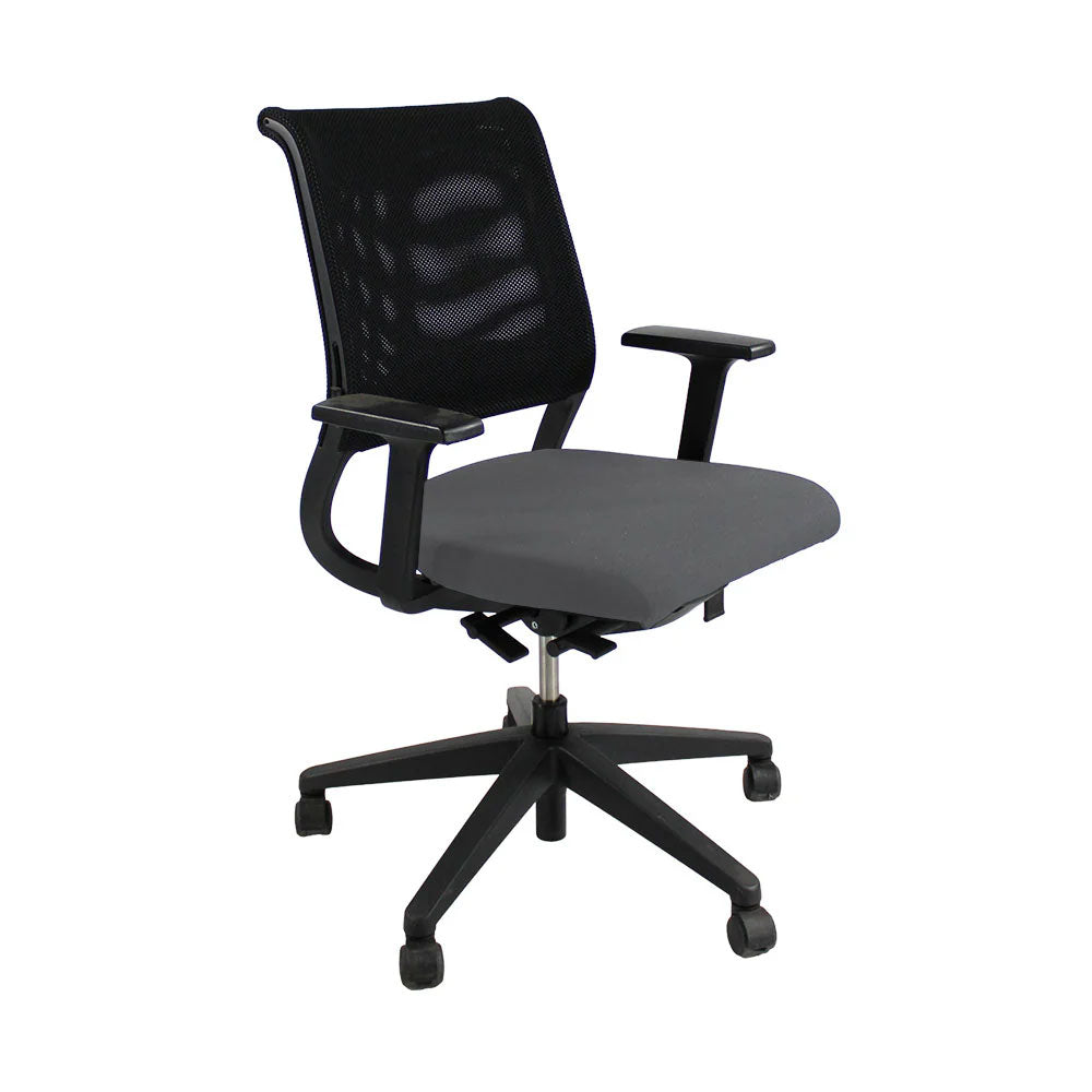 <tc>Sedus</tc>: <tc>Netwin</tc> Chaise NW-100 avec dossier en maille et tissu gris - Reconditionnée