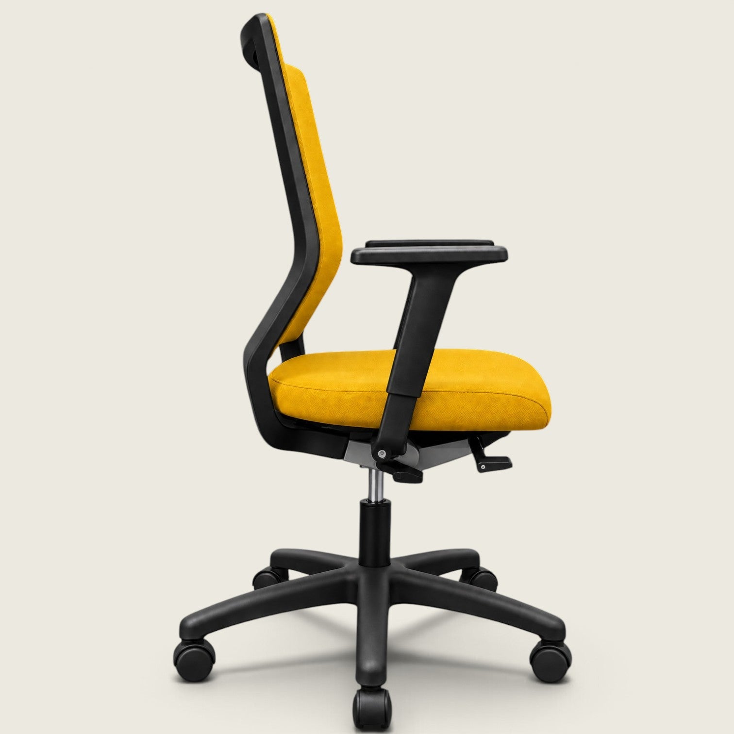 <tc>Sedus</tc>: <tc>Quarterback</tc> Chaise de bureau en tissu jaune avec dossier en tissu jaune - Remis à neuf