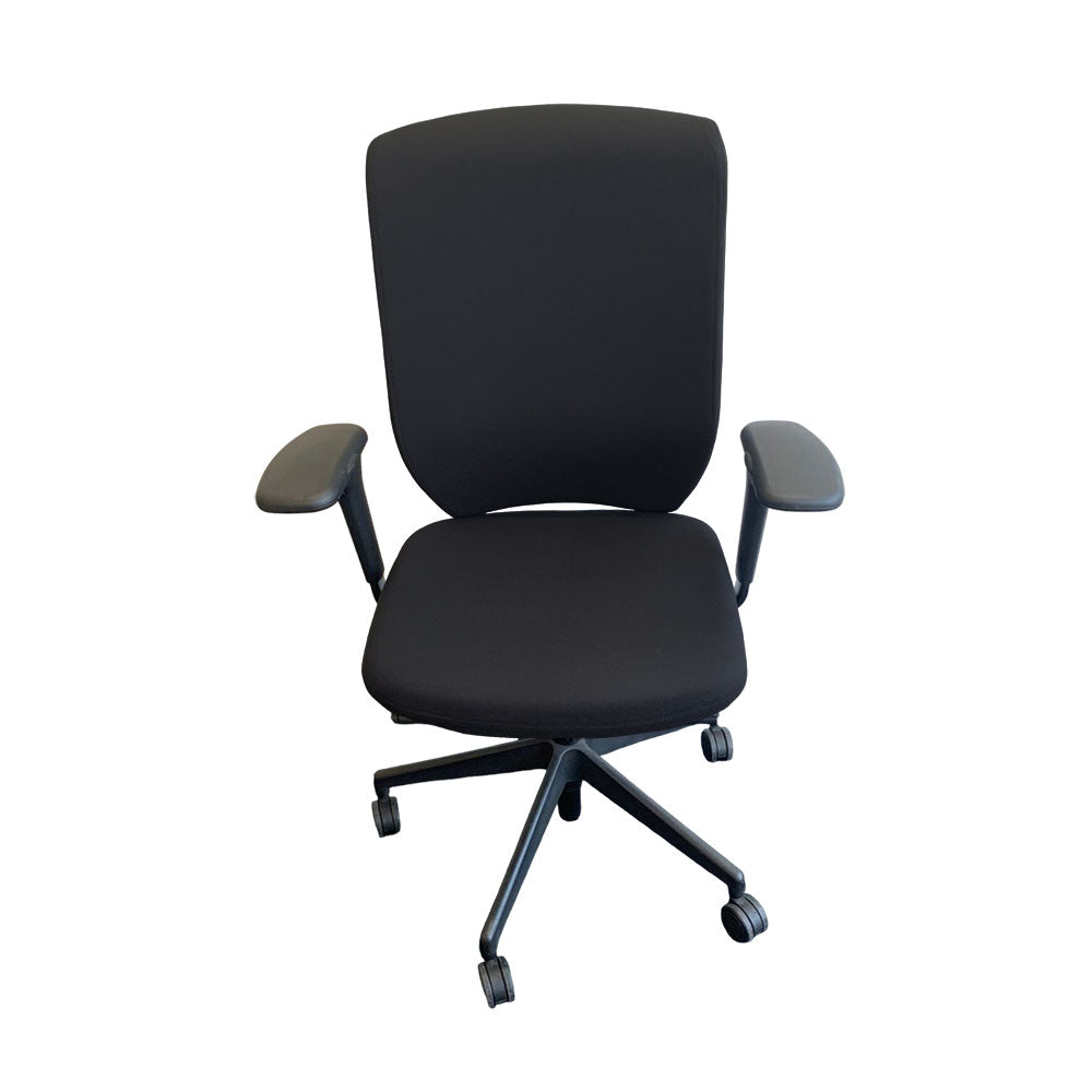 <tc>Senator</tc>: Chaise Evolve à dossier haut avec accoudoirs réglables en hauteur en cuir noir - Reconditionnée